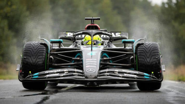 How Fast Do Formula 1 Cars Go? Exploring Top Speed, Acceleration and F1 Records